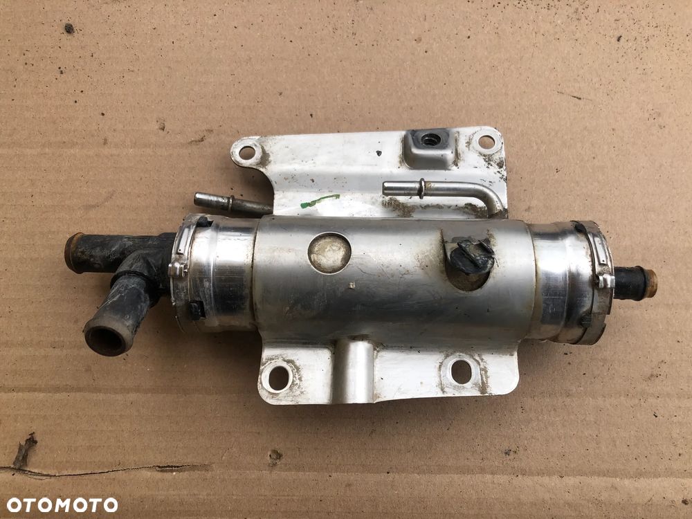 Chłodniczka paliwa Land Rover Discovery 2 II / Defender 2.5 Td5 - 1