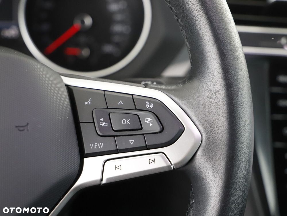 Volkswagen Tiguan - 16