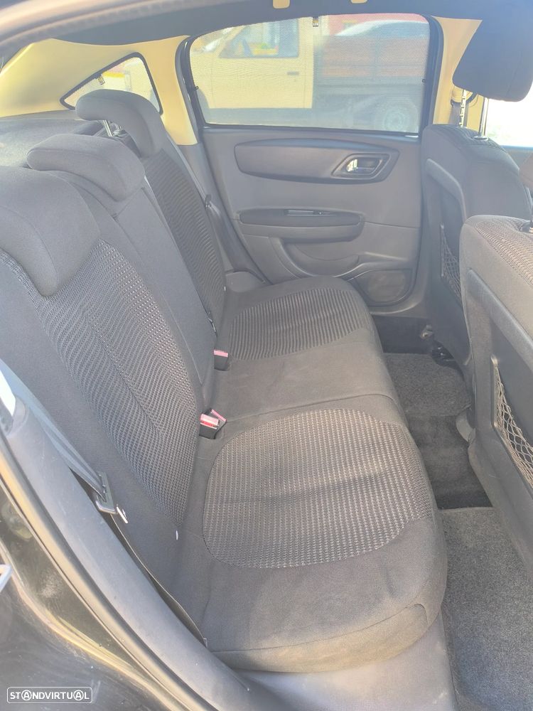 Citroën C4 1.6 HDi 110 VTR Pack - 10