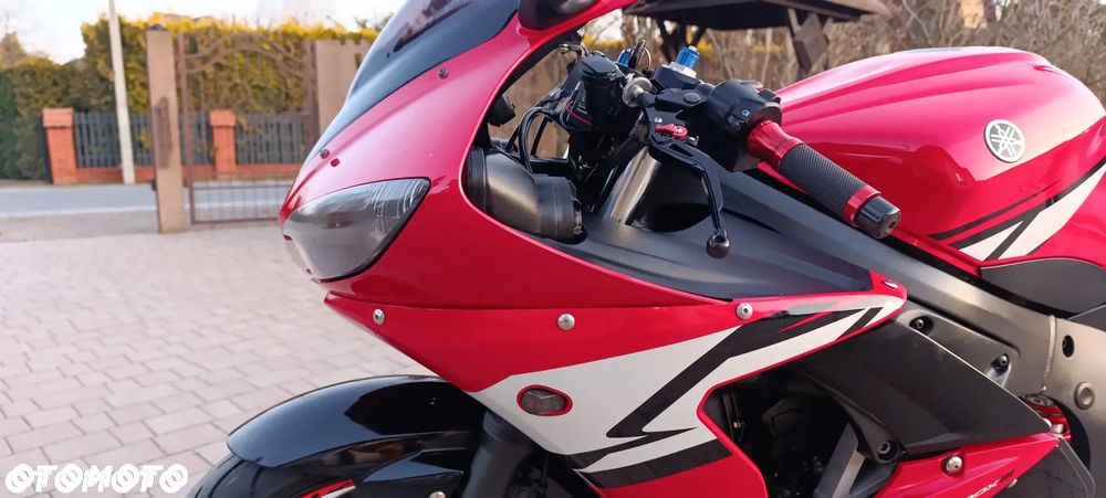 Yamaha YZF - 39