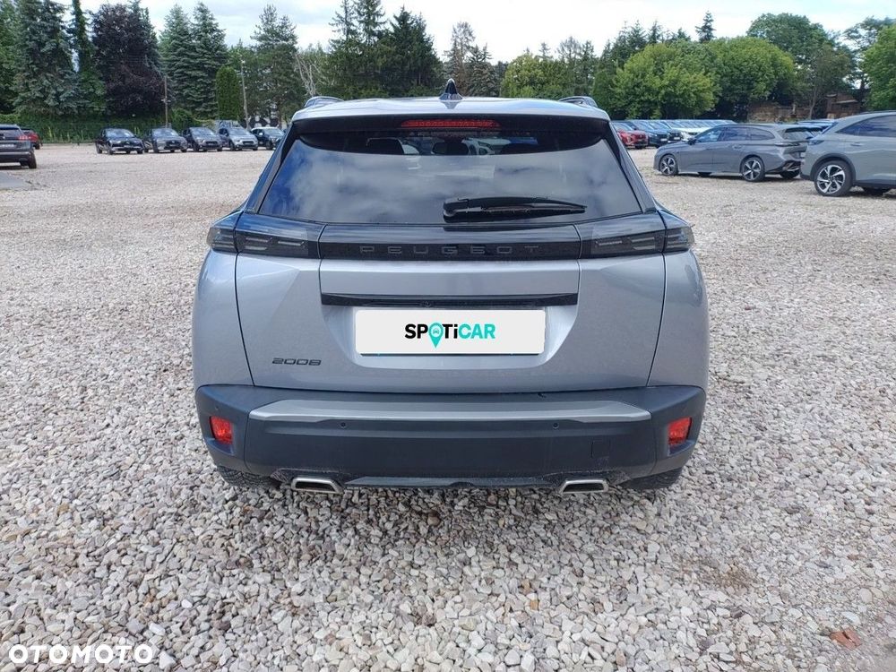 Peugeot 2008 1.2 PureTech Allure S&S EAT8 - 5