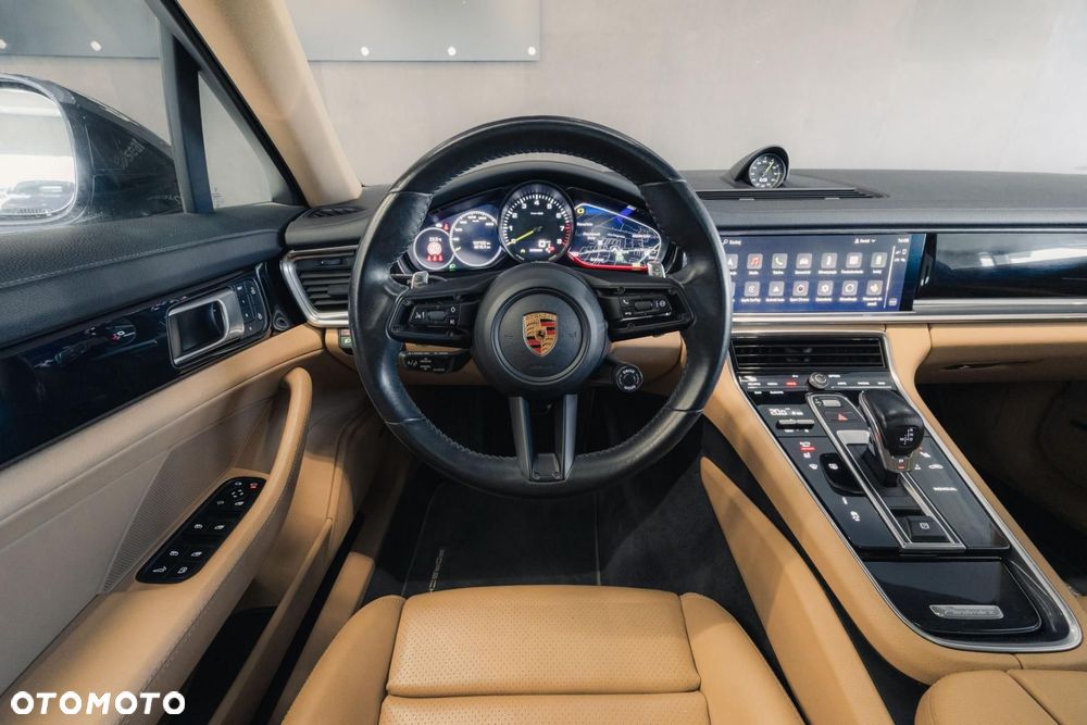 Porsche Panamera 4 E-Hybrid Platinum Edition - 12