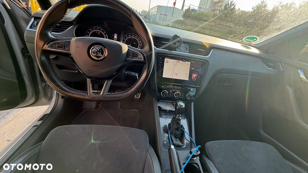 Skoda Octavia 2.0 TDI 4x4 RS DSG - 8