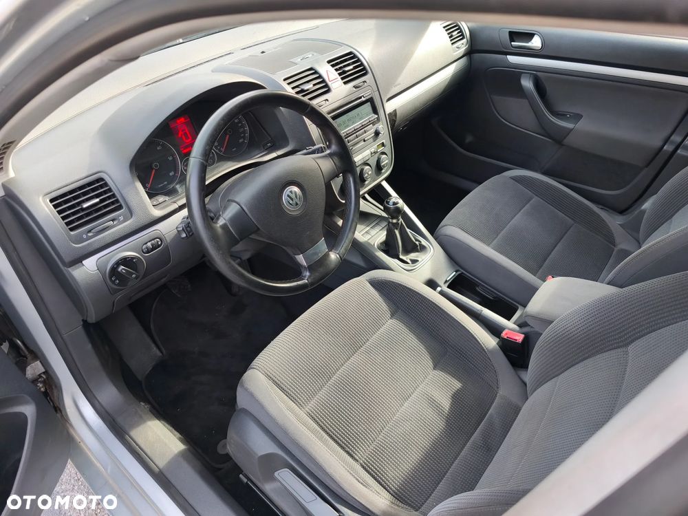 Volkswagen Golf 2.0 TDI Trendline - 6