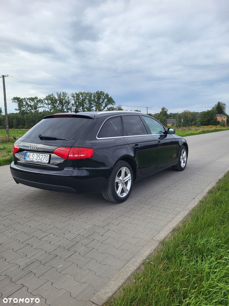 Audi A4 Avant - 4