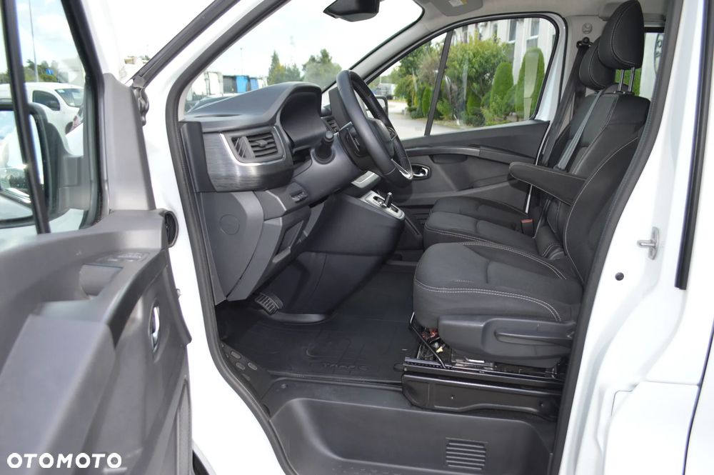 Renault Trafic - 11