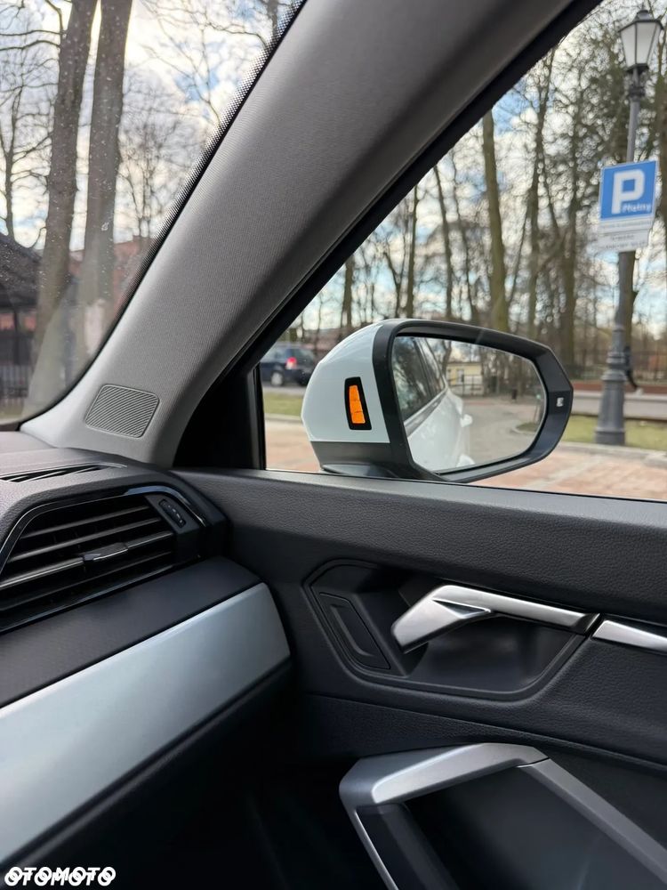 Audi Q3 Sportback 35 TFSI mHEV S tronic - 24