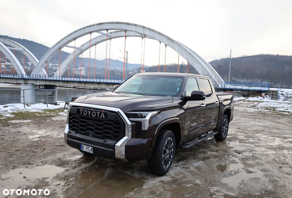 Toyota Tundra - 13