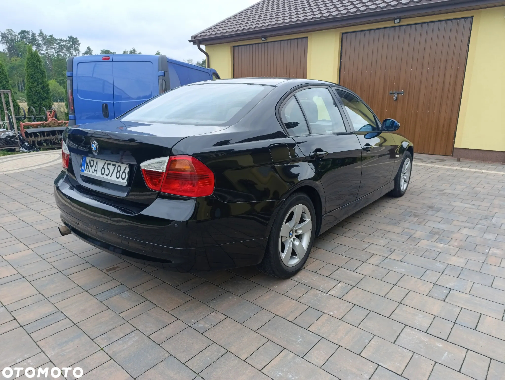 BMW Seria 3 320i - 3