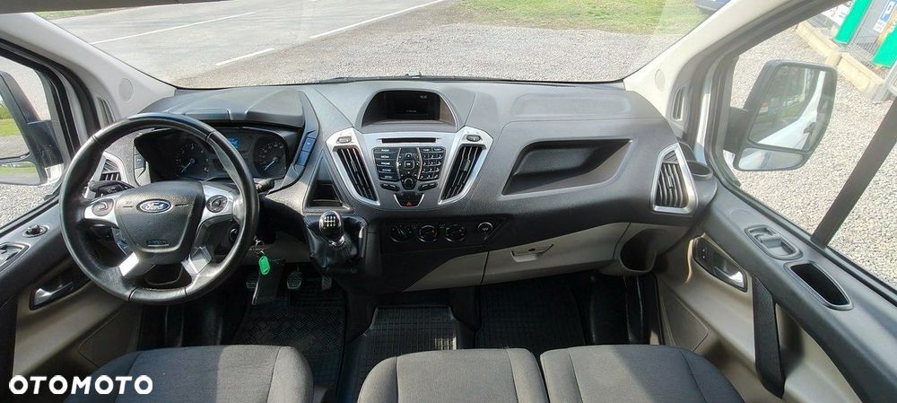 Ford Transit Custom - 8