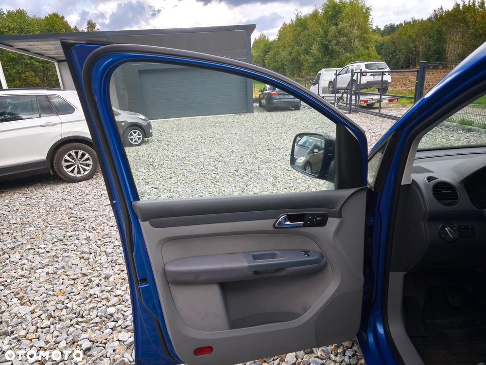 Volkswagen Caddy Life - 22