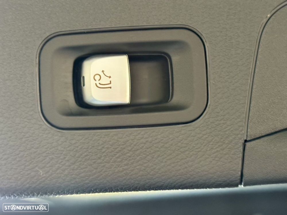 Mercedes-Benz GLC 300 e 4Matic - 18