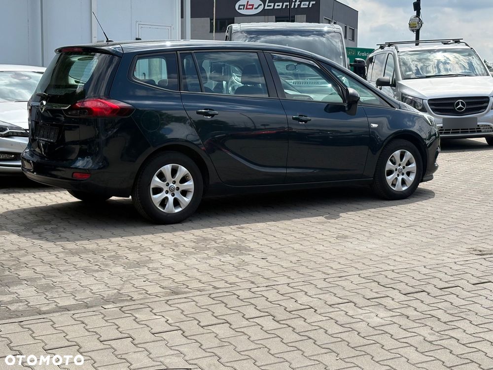 Opel Zafira - 14