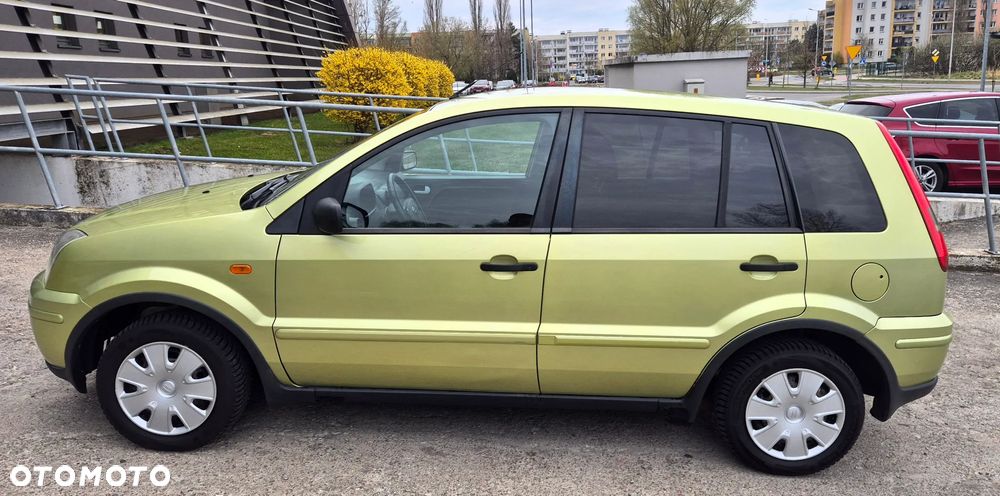 Ford Fusion 1.4 Ambiente - 11