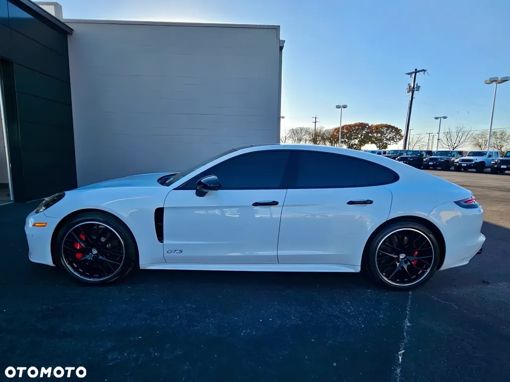 Porsche Panamera GTS - 3