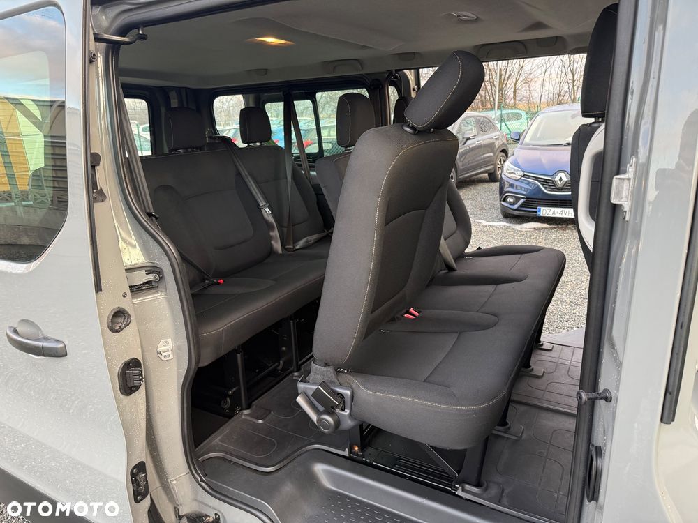 Renault Trafic - 16