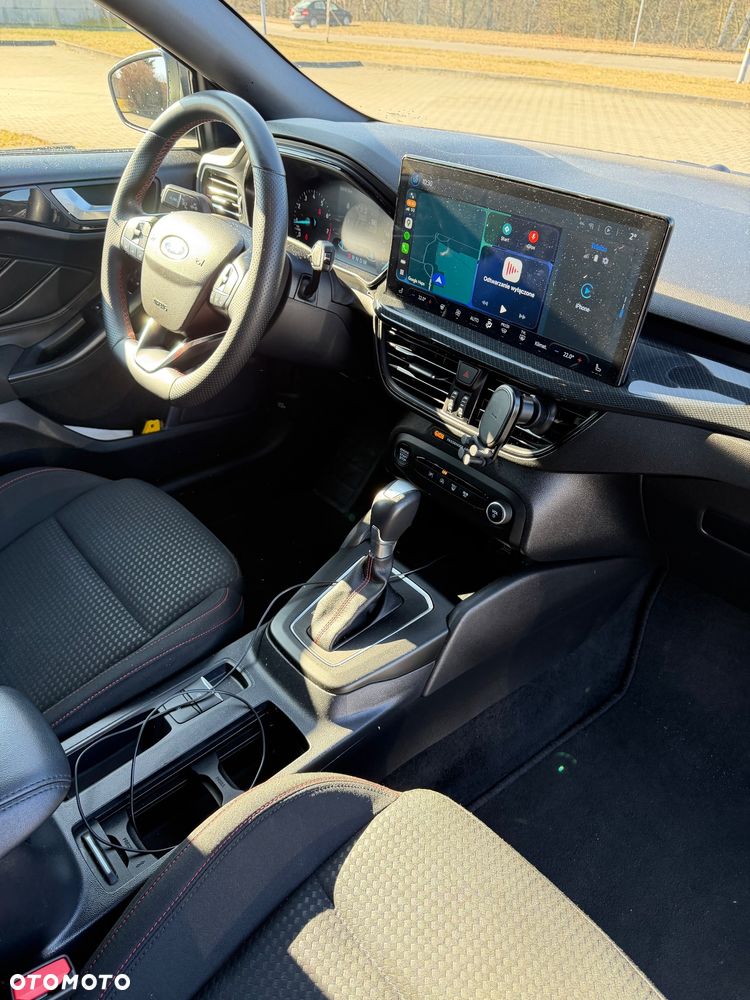 Ford Focus 1.0 EcoBoost Hybrid ST-LINE STYLE - 11