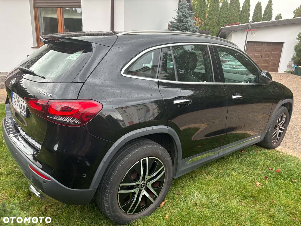 Mercedes-Benz GLA 250 4-Matic - 4