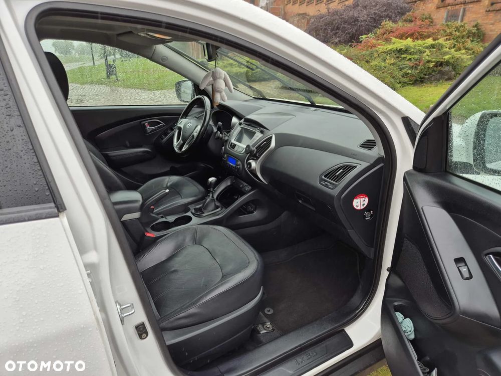Hyundai ix35 1.7 CRDi Premium 2WD - 16