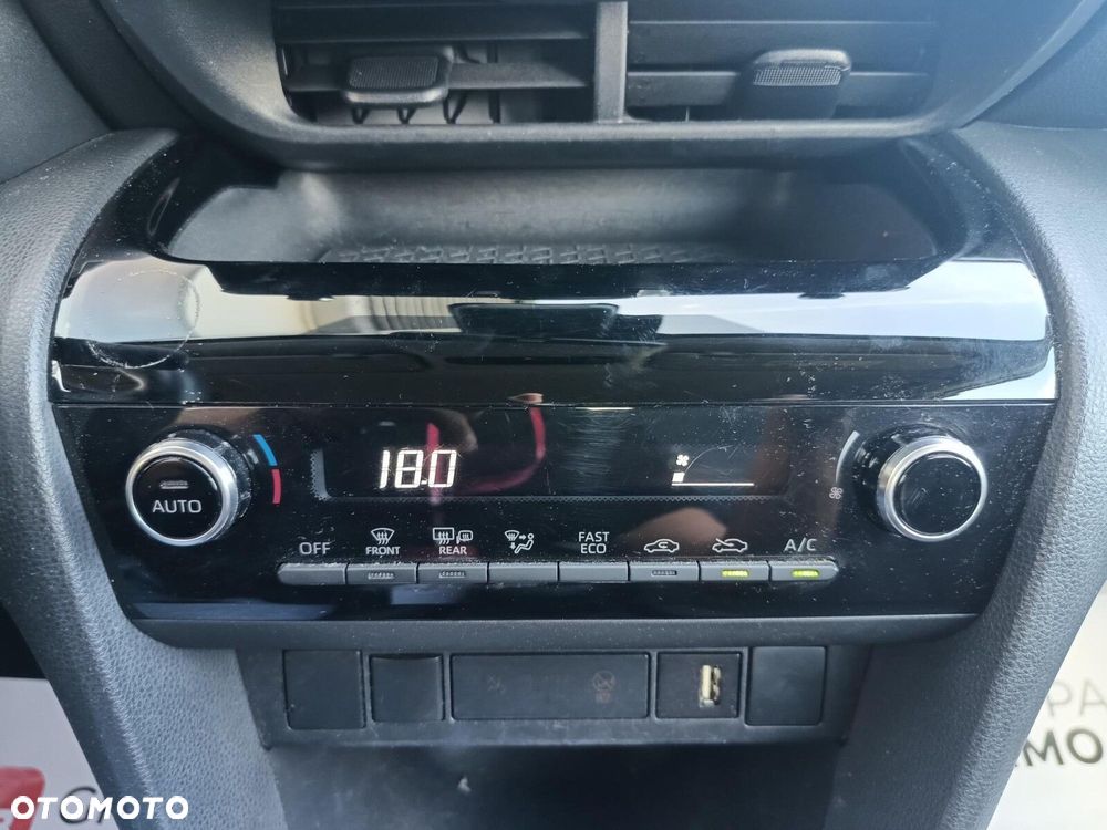 Toyota Yaris Cross Hybrid 1.5 Comfort - 25