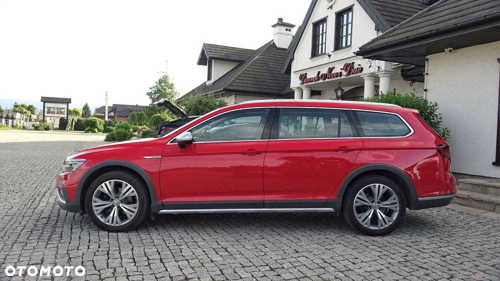 Volkswagen Passat Alltrack - 11
