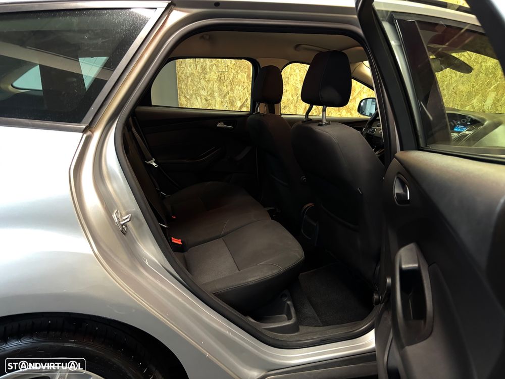 Ford Focus SW 1.5 TDCi Titanium - 9