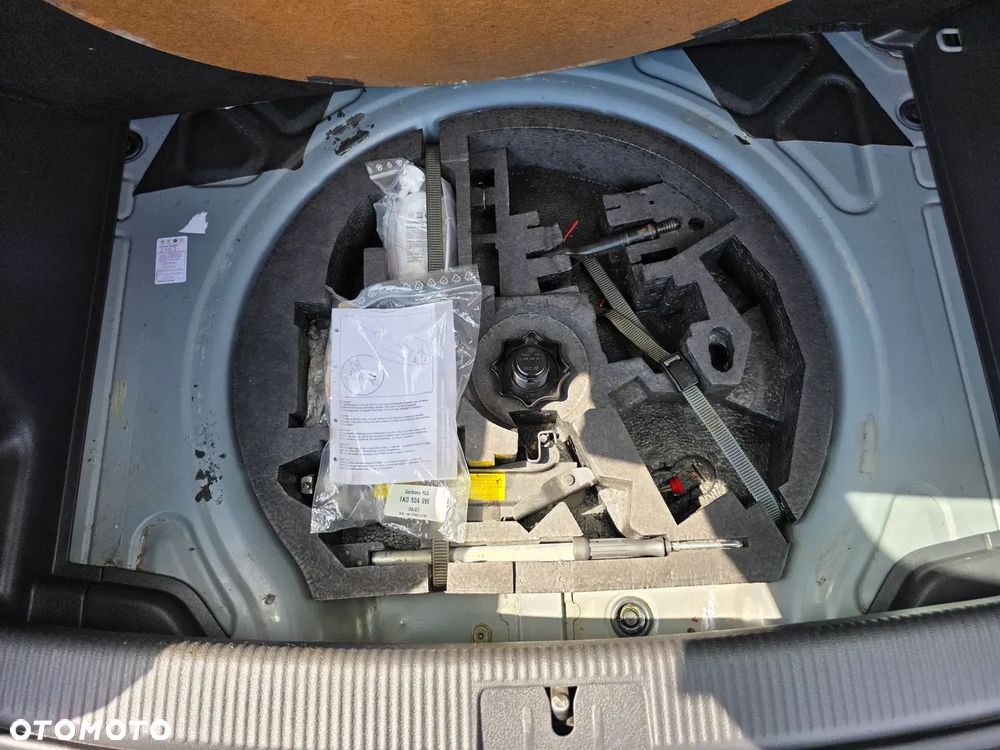 Volkswagen Golf Plus - 18