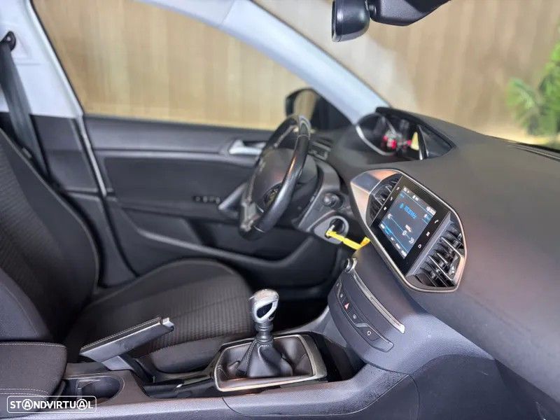 Peugeot 308 1.5 BlueHDi Style - 10