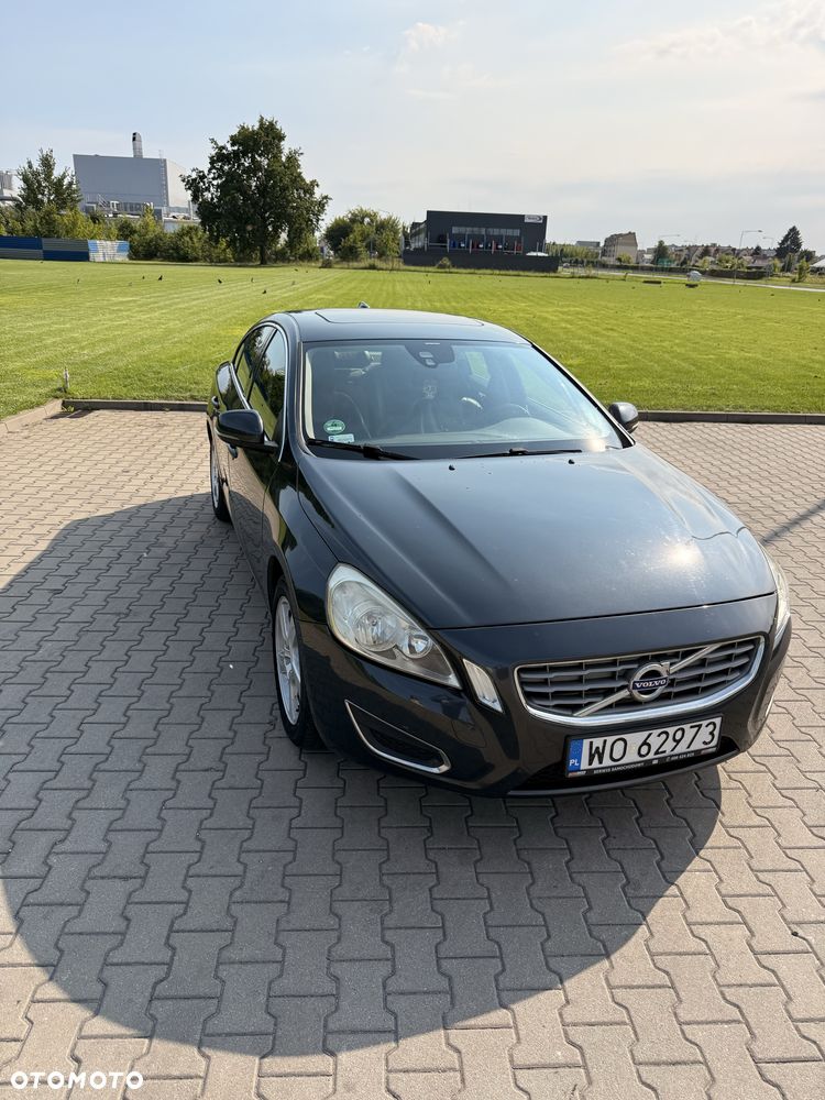 Volvo S60 - 1