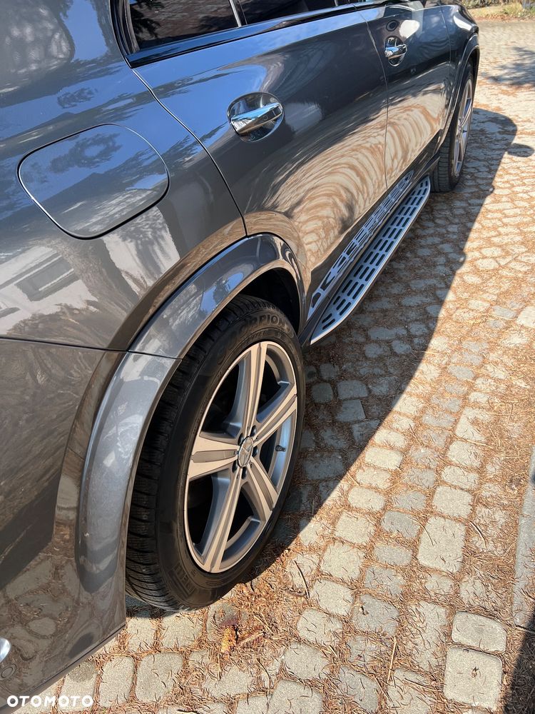 Mercedes-Benz GLE - 19