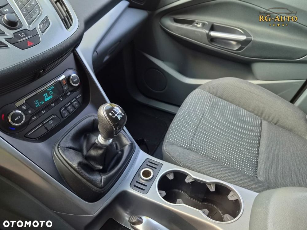 Ford Grand C-MAX - 30