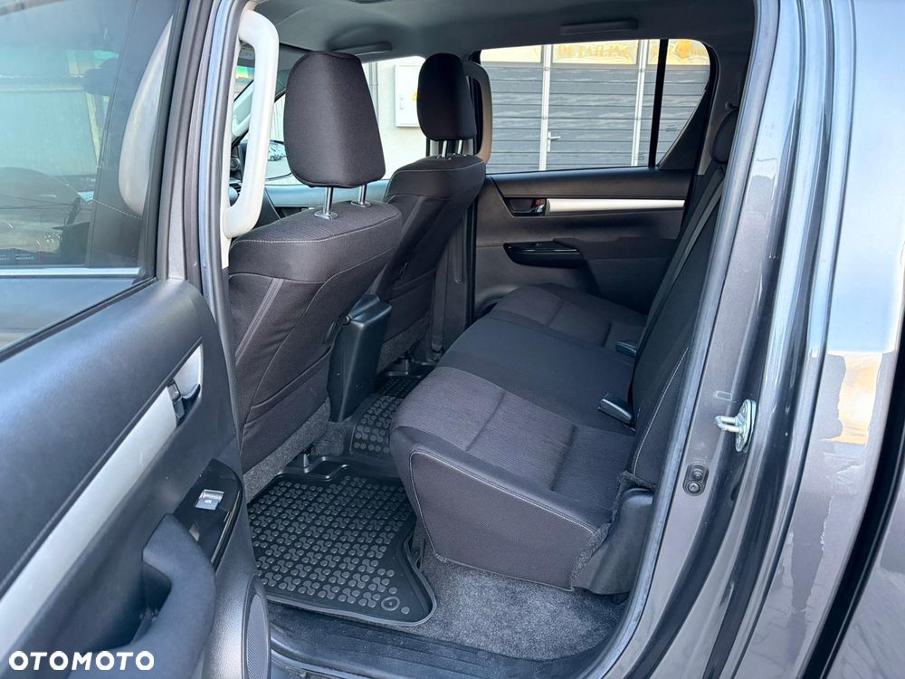 Toyota Hilux 2.8 D-4D Double Cab SR5+ 4x4 - 7