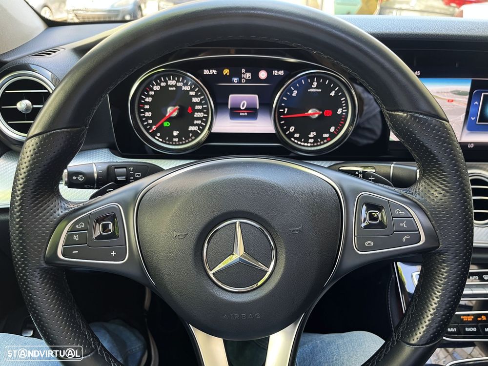 Mercedes-Benz E 220 d 4-Matic All Terrain Avantgarde + - 31