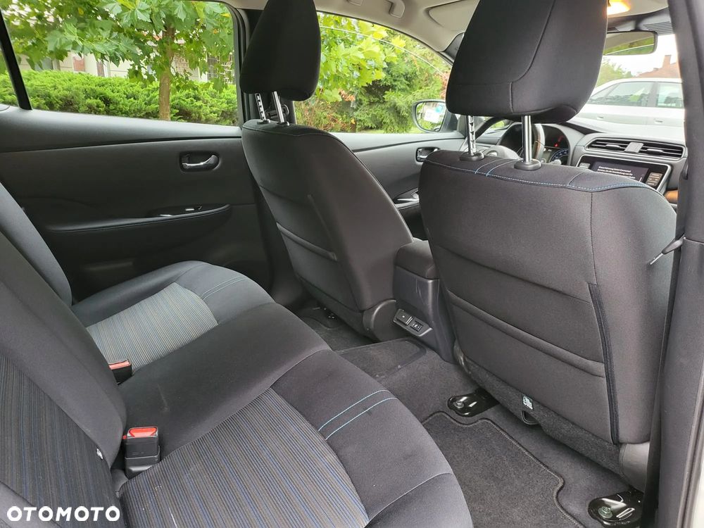 Nissan Leaf 40 kWh ACENTA - 19