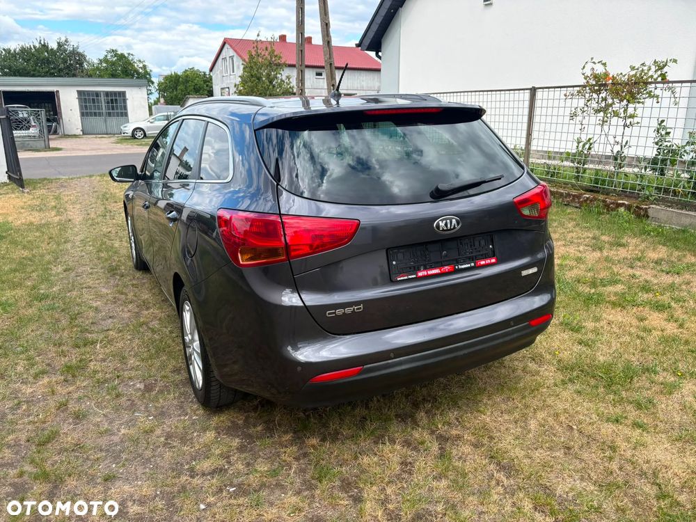 Kia Ceed 1.6 CRDi 128 Vision - 6