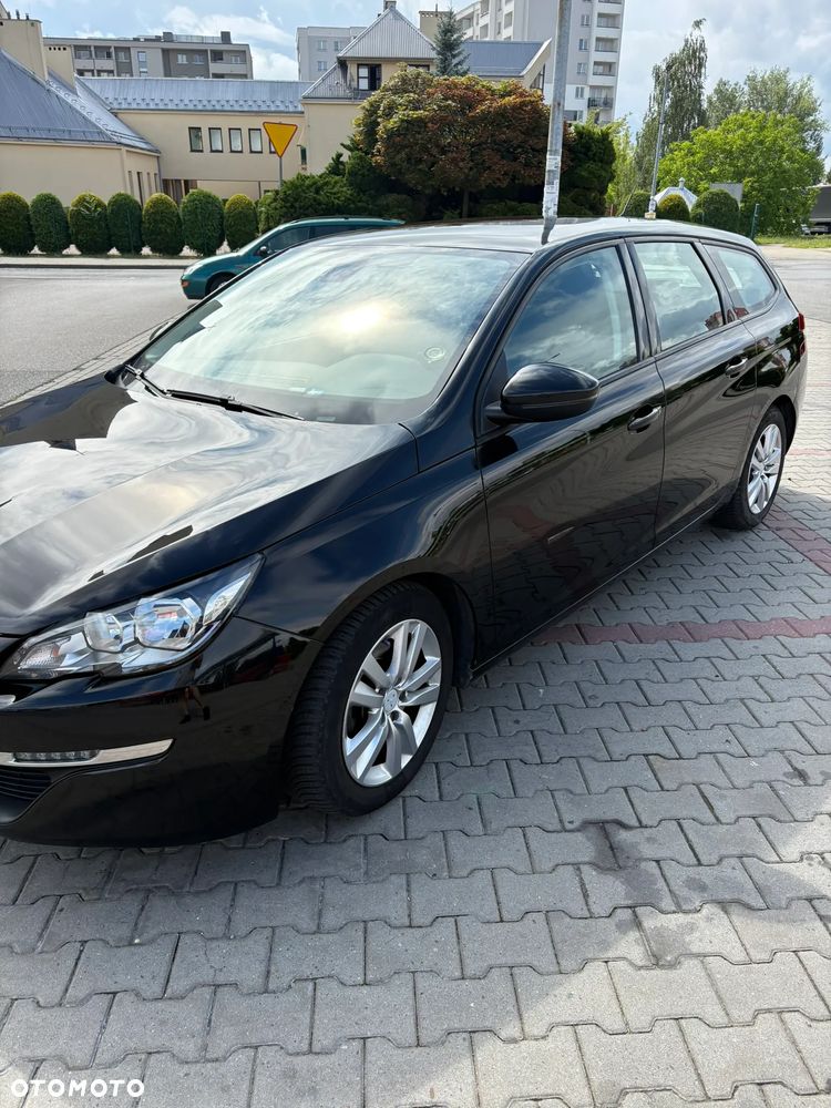 Peugeot 308 1.6 BlueHDi Allure S&S - 10