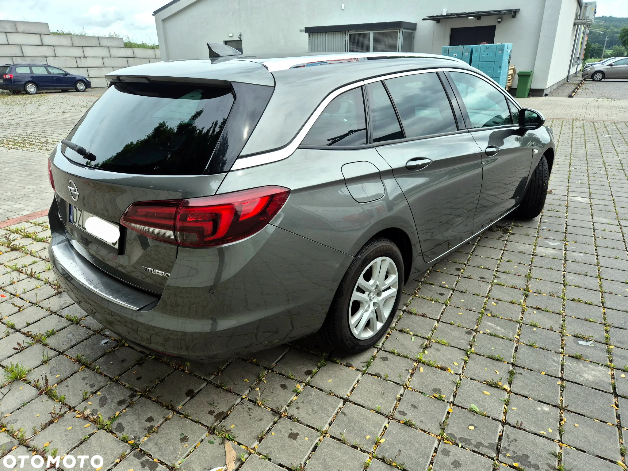 Opel Astra 1.6 BiTrb D (CDTI) Start/Stop Sports Tourer Dynamic - 4