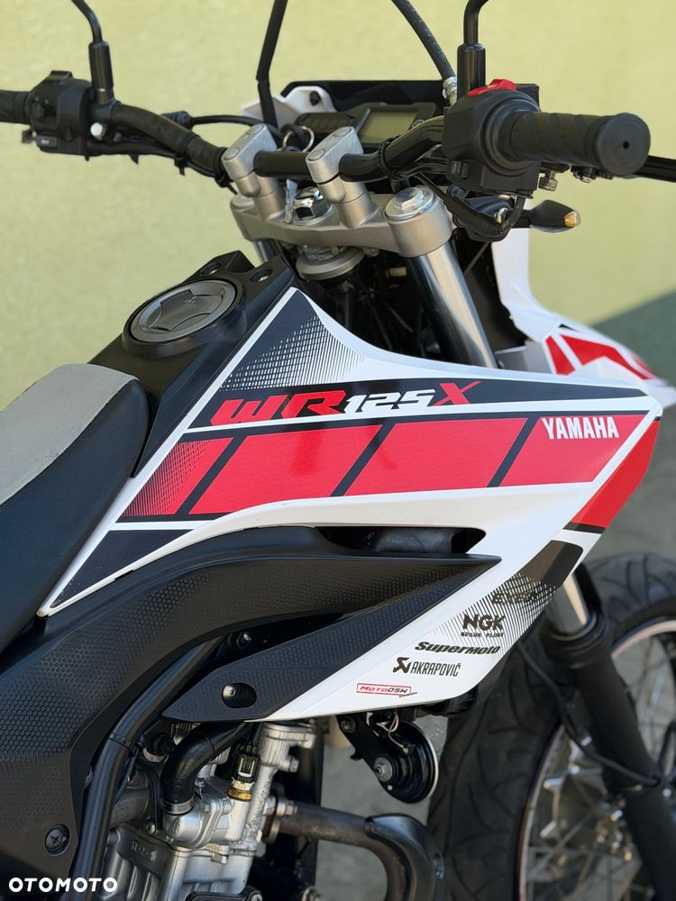 Yamaha WR - 15