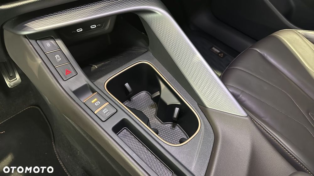 Cupra Terramar 1.5 eTSI mHEV DSG - 16