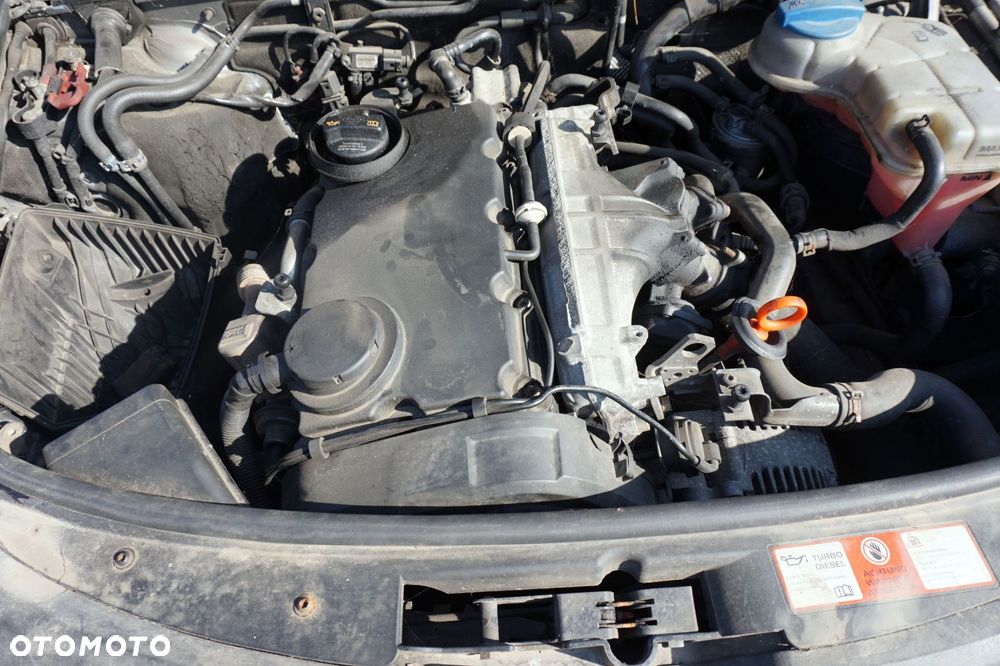 SILNIK GOŁY SŁUPEK A6 C6 2.0 TDI 140KM BRE AUDI 2004-2008 - 1