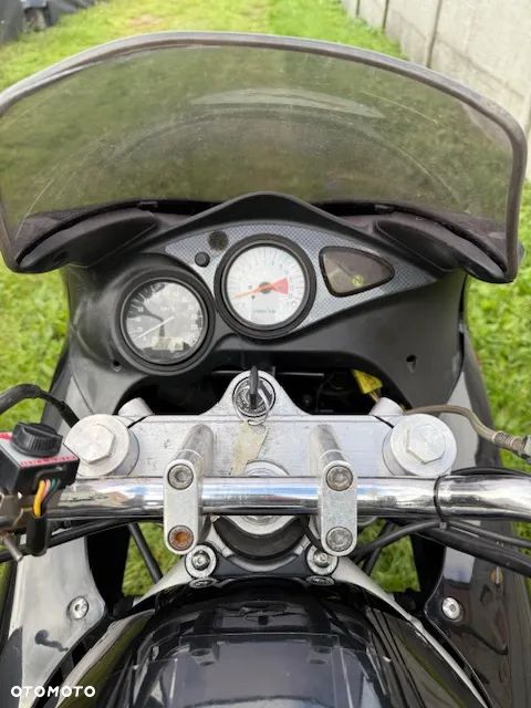 Suzuki SV - 6