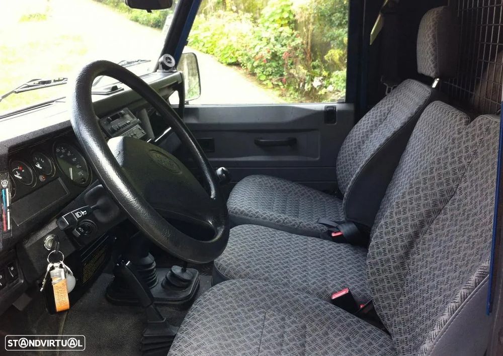 Land Rover Defender 90 2.5 TD5 Metal Top - 4