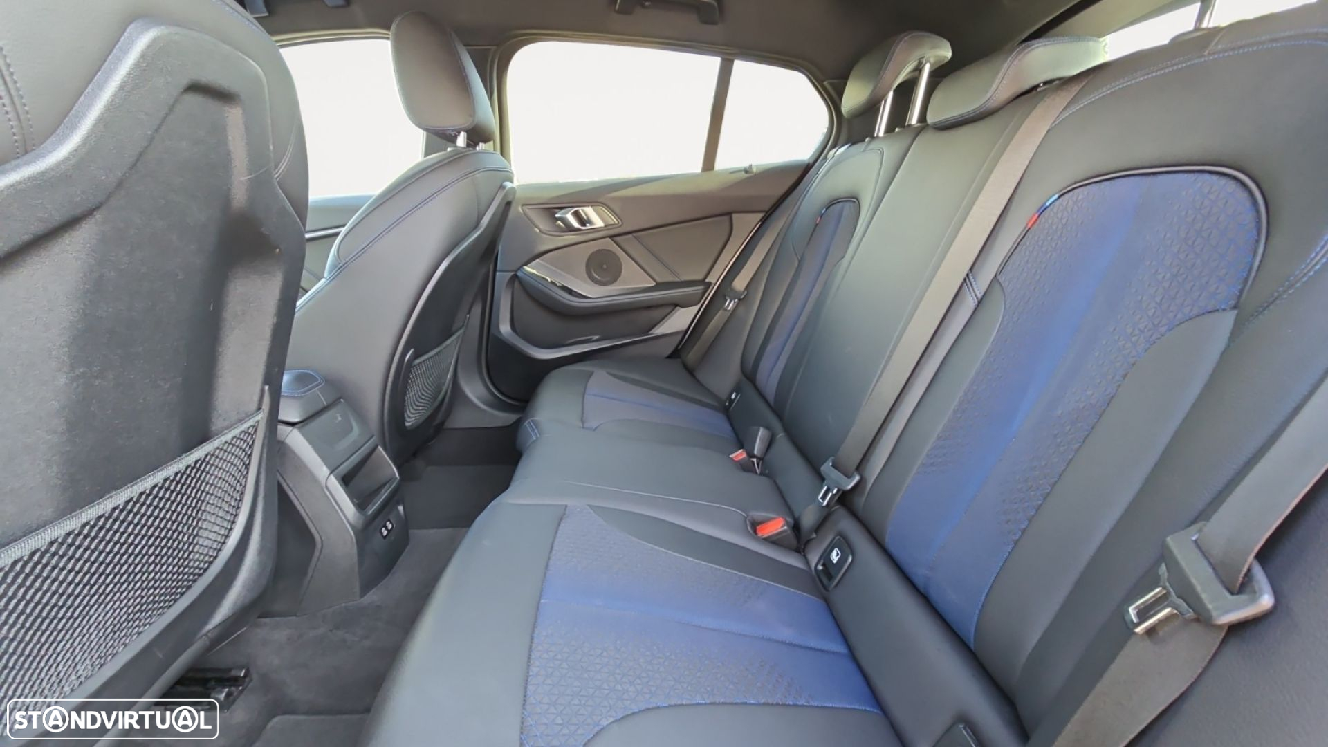 BMW 116 d Pack Desportivo M Auto - 14