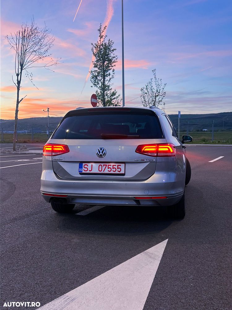 Volkswagen Passat 2.0 TDI DSG Highline - 3
