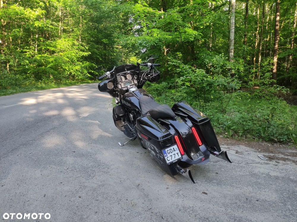 Harley-Davidson FLH Electra Glide