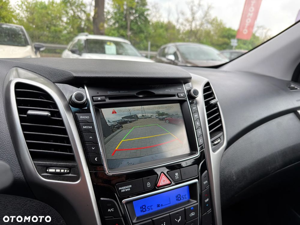 Hyundai i30 1.6 GDI Premium - 35