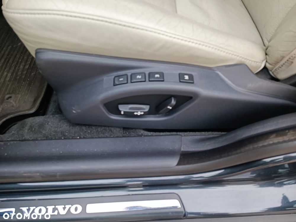 Volvo V70 T4 Powershift Summum - 25
