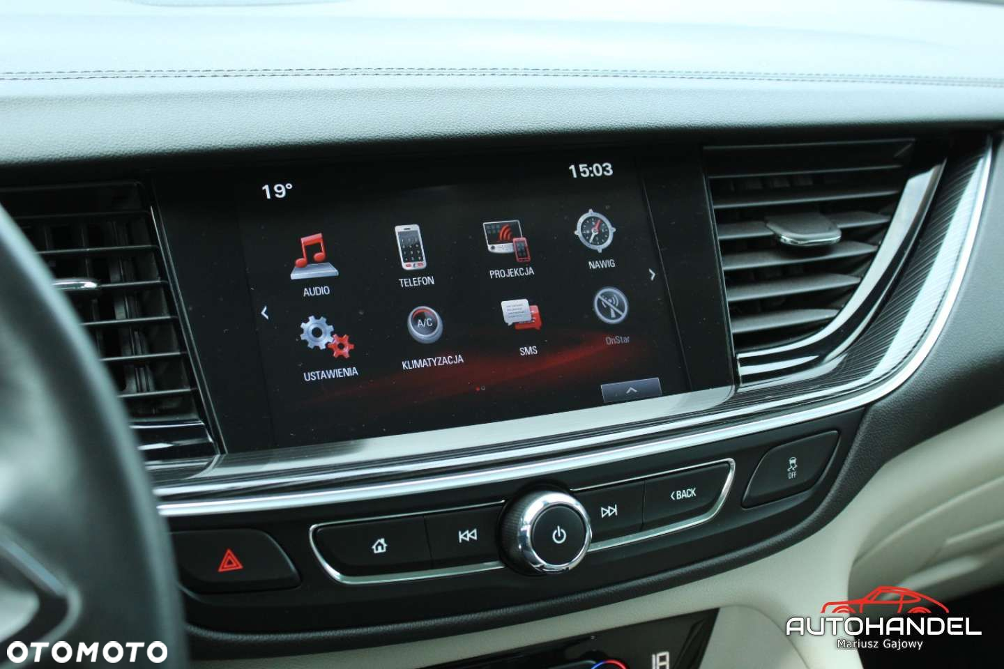 Opel Insignia - 19