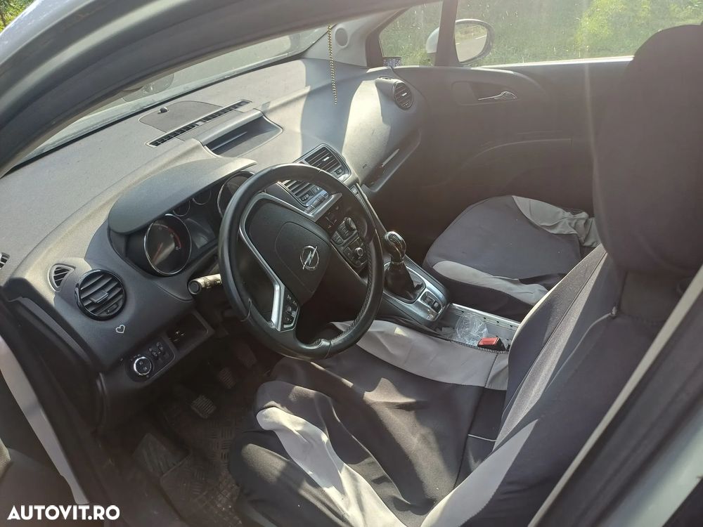 Opel Meriva - 8