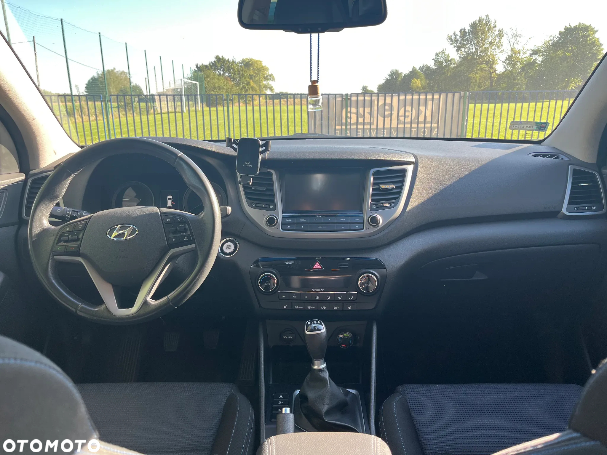 Hyundai Tucson ver-1-7-crdi-bluedrive-comfort-2wd - 7